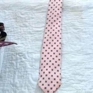 Elegant Pink and Gray Men's Tie